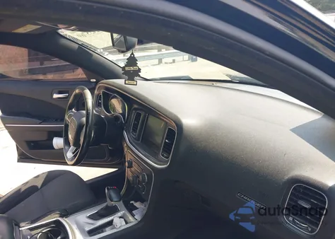 2016 Dodge Charger Sxt z USA, uszkodzony, nr VIN 2C3CDXJG5GH267926